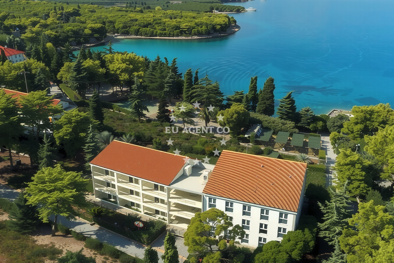Additional view of Fontana restaurant in Restaurant in Milna (Brač) on the island Brač, Central Dalmatia, Croatia photo 16