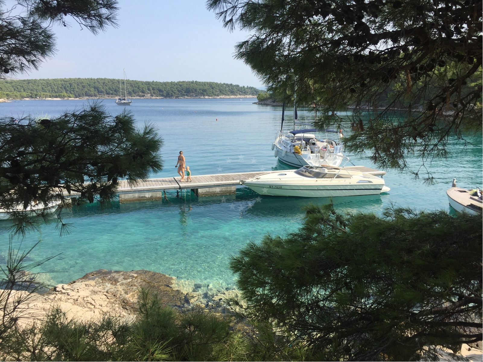 Additional view of Konoba Barba Luka restaurant in Restaurant in Milna (Brač) on the island Brač, Central Dalmatia, Croatia photo 8