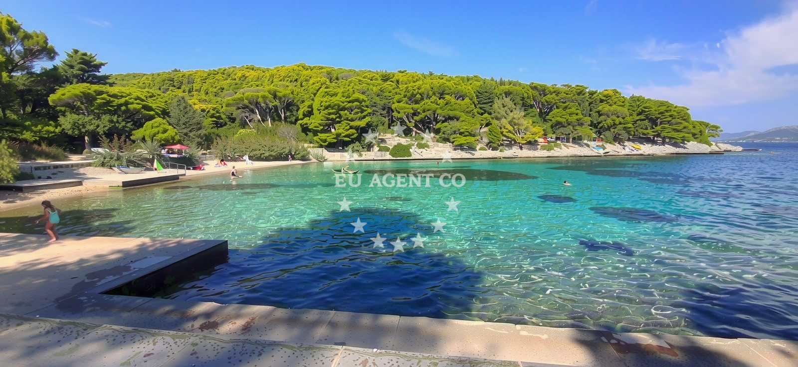 Additional view of Vala restaurant in Restaurant in Splitska on the island Brač, Central Dalmatia, Croatia photo 5