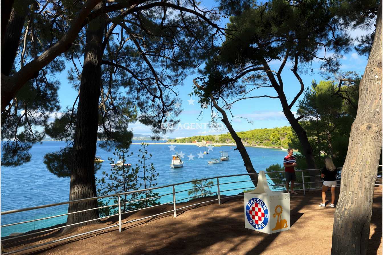 Additional view of Porat restaurant in Restaurant in Sutivan on the island Brač, Central Dalmatia, Croatia photo 12