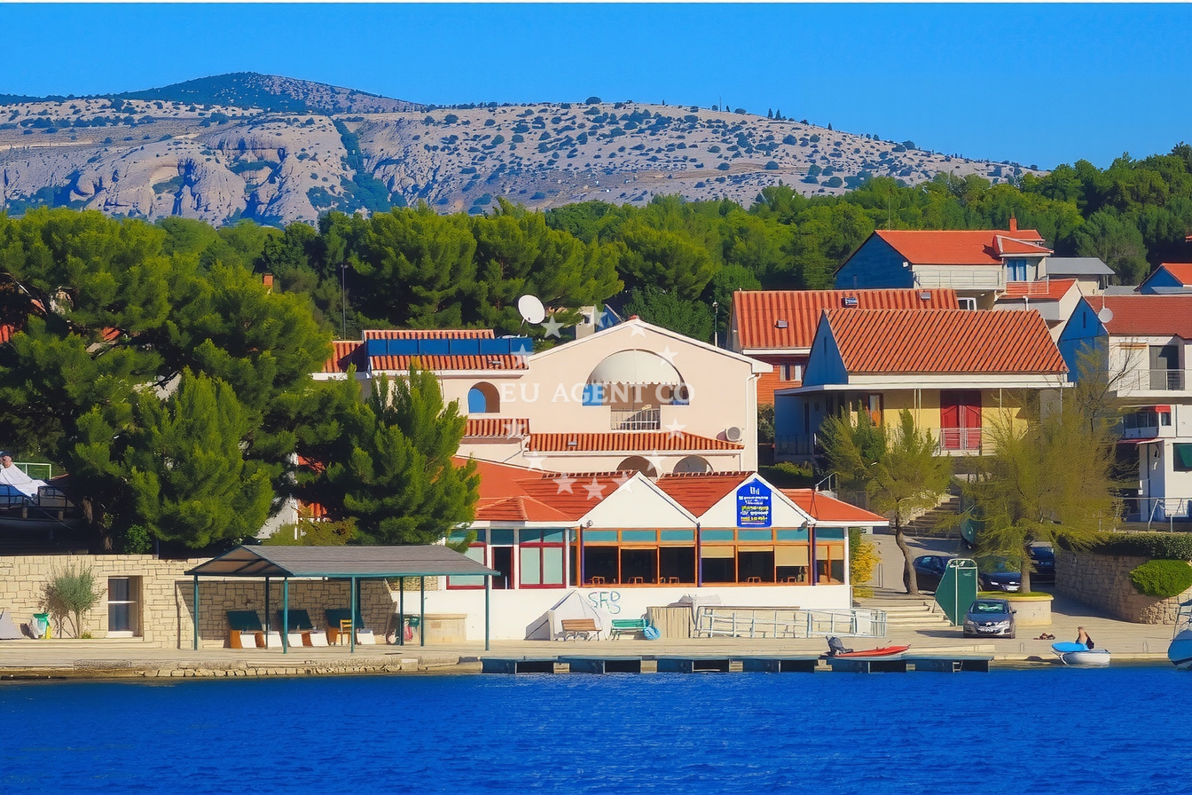 Additional view of Zlatna ribica restaurant in Restaurant in Brodarica, Central Dalmatia, Croatia photo 10
