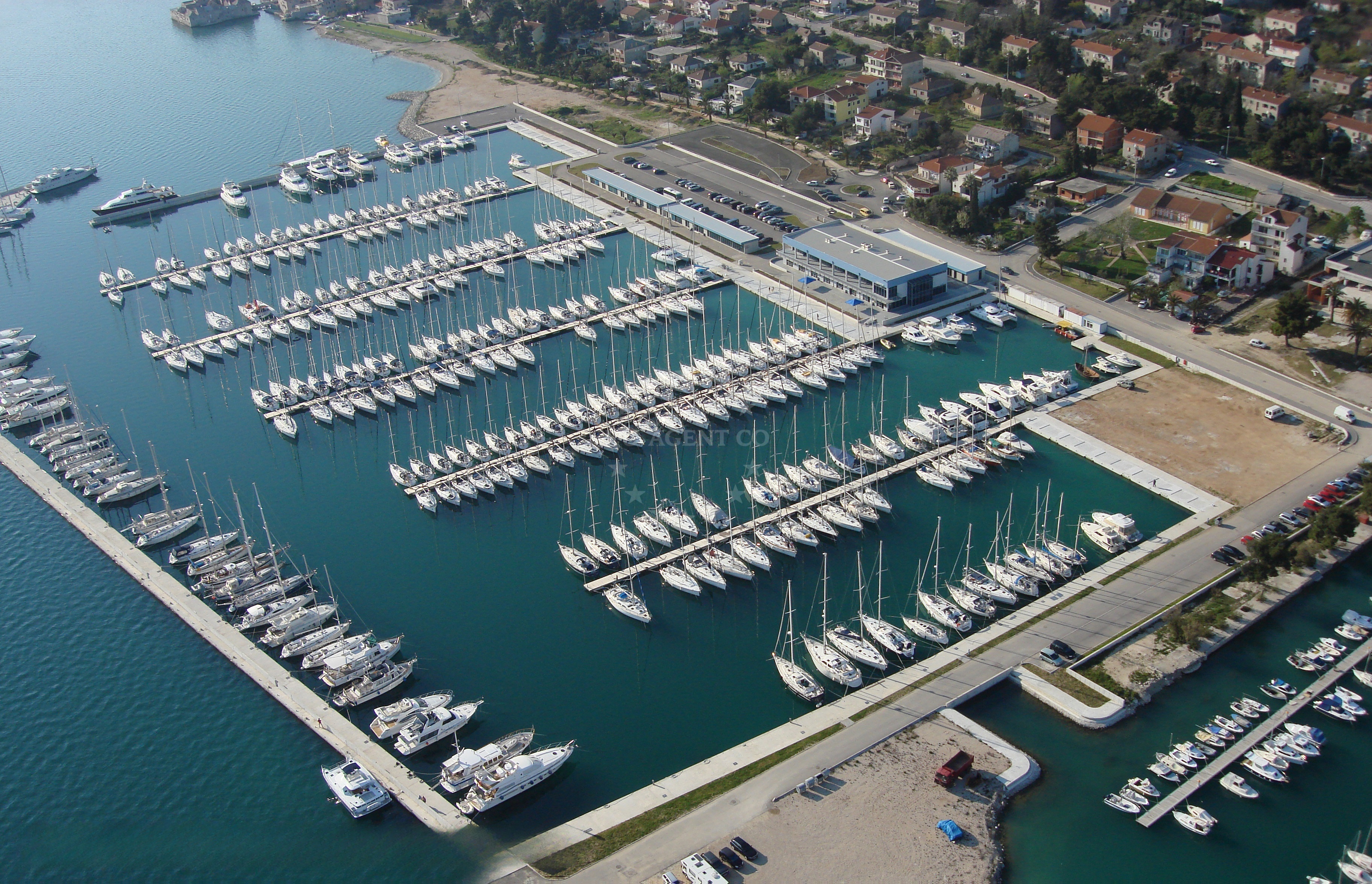 Mali Porat Restaurant in Slatine, Ciovo, Croatia, overlooking the Adriatic Sea with nearby yacht berthing facilities