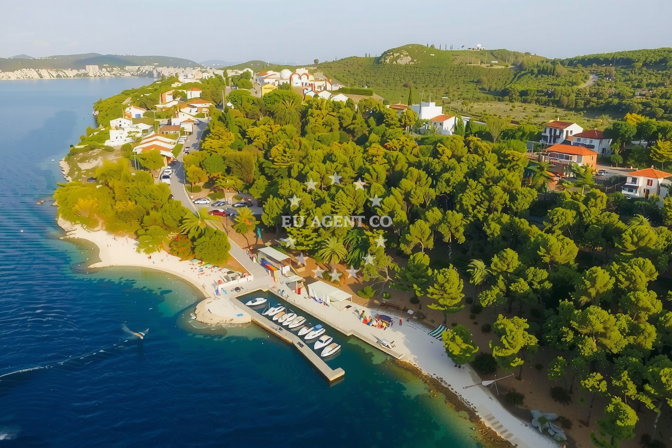 Additional view of Mali Porat restaurant in Restaurant in Slatine on the island Čiovo, Central Dalmatia, Croatia photo 14
