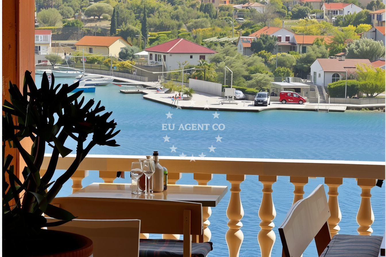 Additional view of Konoba Jere restaurant in Restaurant on the island Drvenik Veli, Central Dalmatia, Croatia photo 11