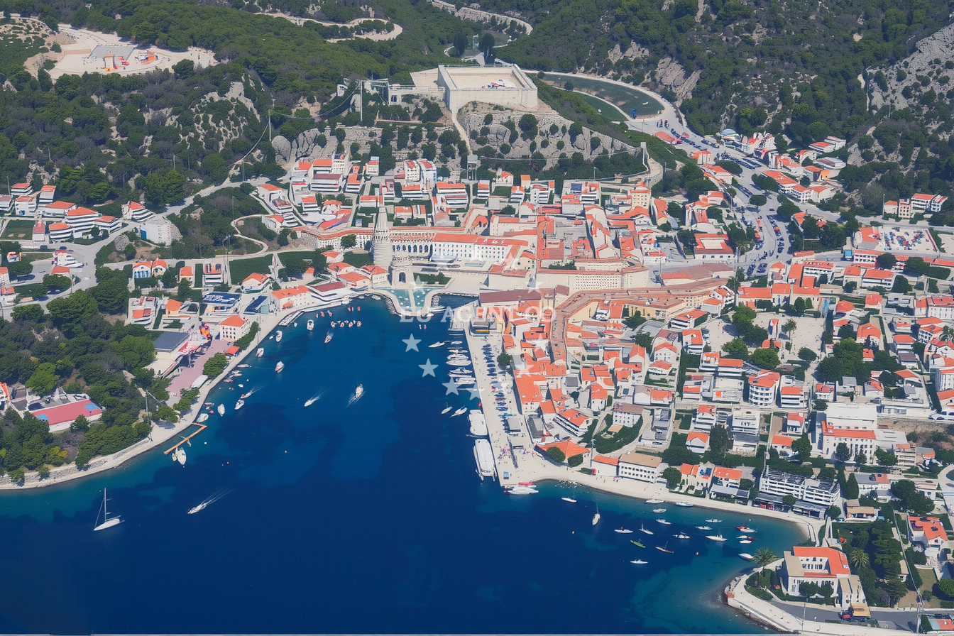 Additional view of diVino restaurant in Restaurant in Hvar on the island Hvar, Central Dalmatia, Croatia photo 12