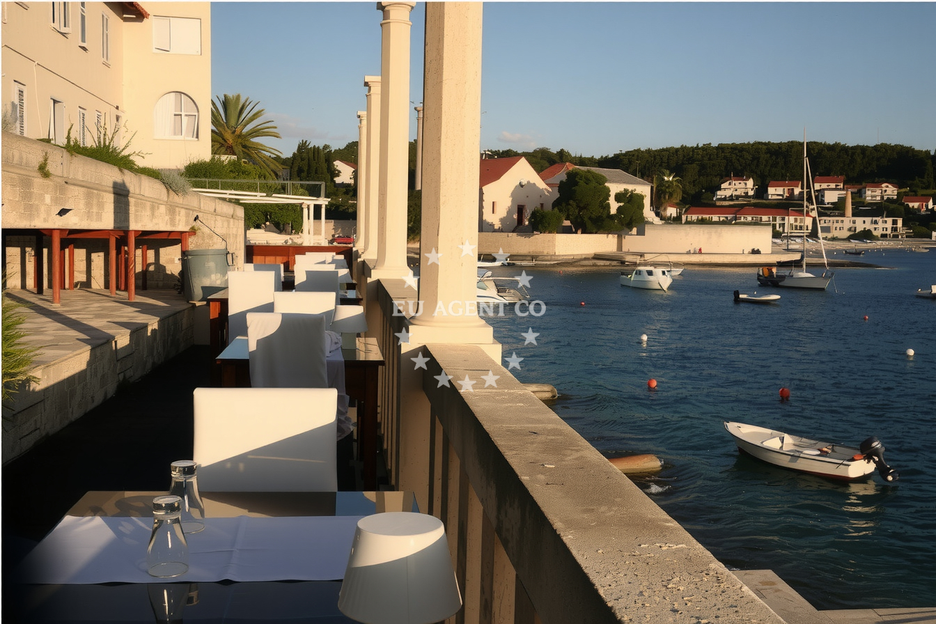 Additional view of diVino restaurant in Restaurant in Hvar on the island Hvar, Central Dalmatia, Croatia photo 13