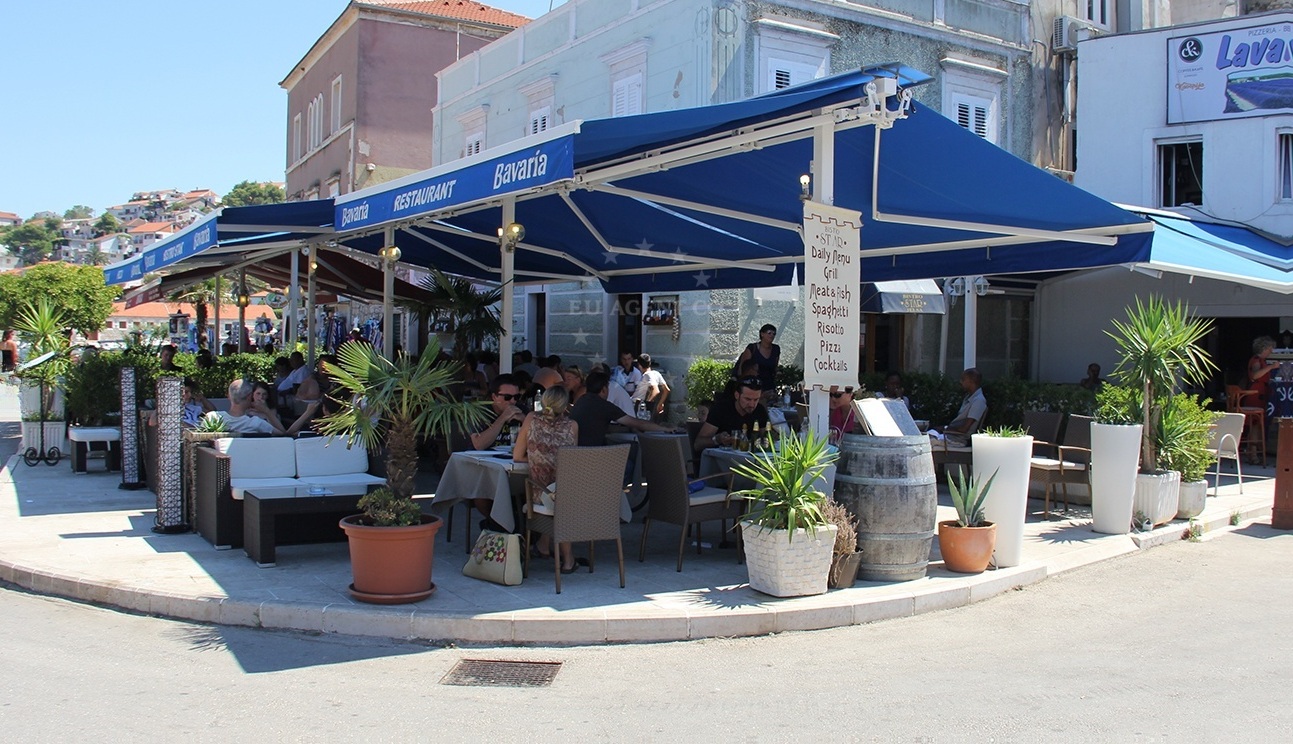 Grilled fish and risotto on the menu at Bistro Star, Jelsa