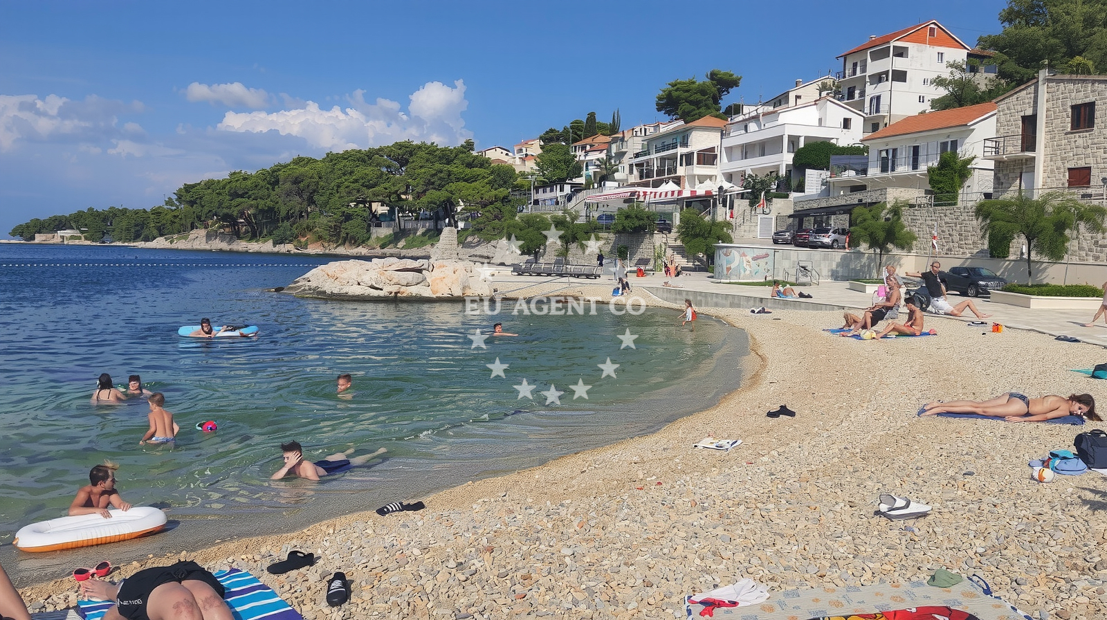 Approach and location view of Konoba Paradiso restaurant in Restaurant in Jelsa on the island Hvar, Central Dalmatia, Croatia photo 3