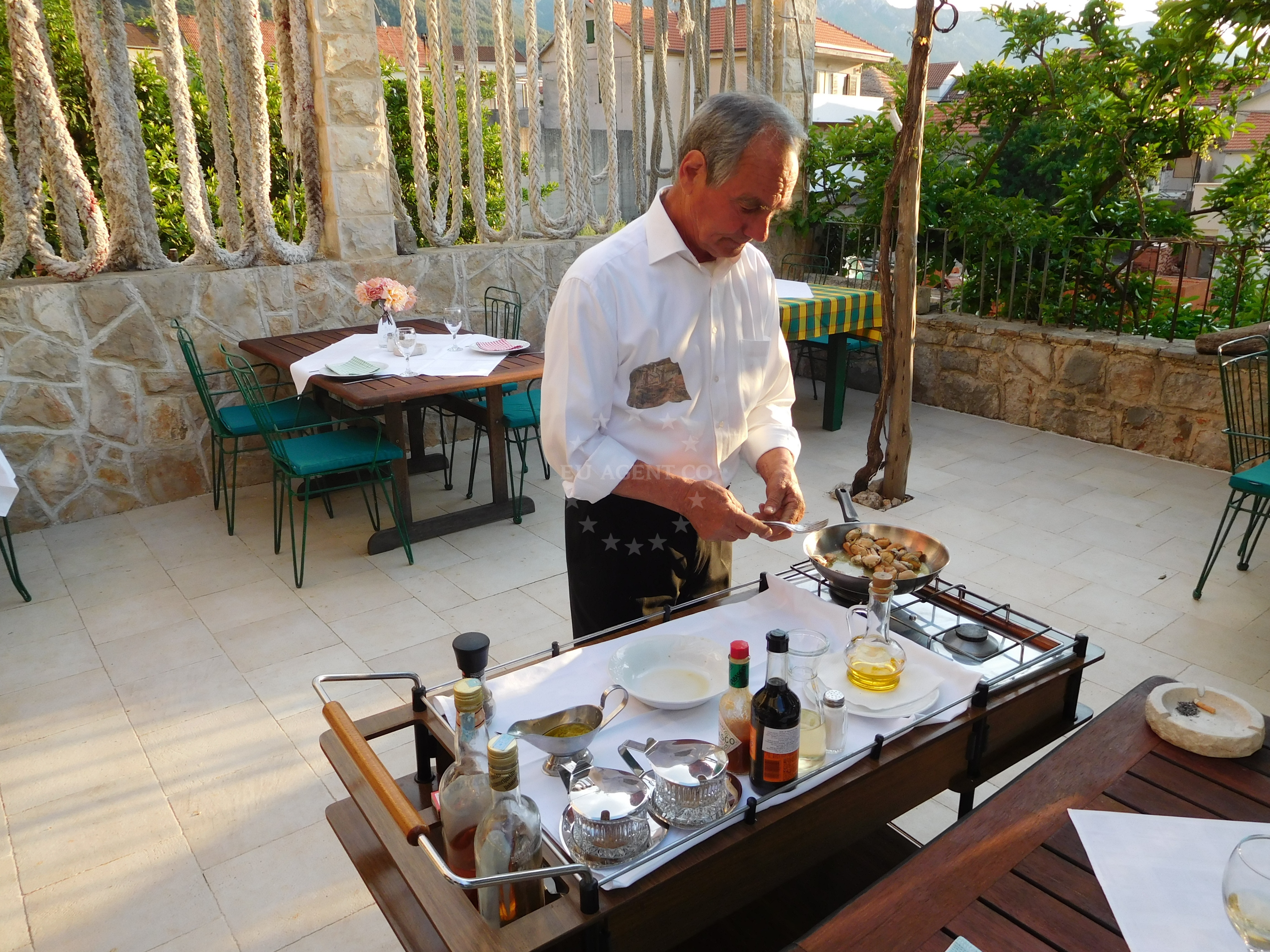 Traditional Dalmatian cuisine at Tavern Turan in Jelsa, Hvar
