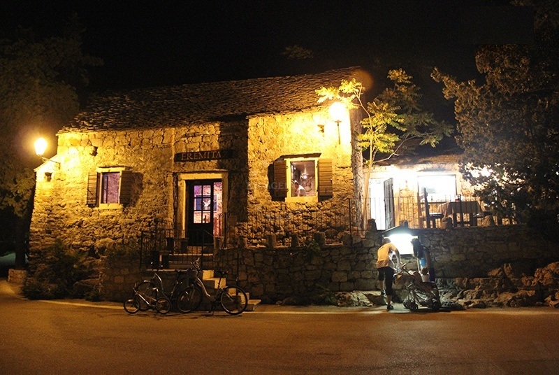 Eremitaz Restaurant exterior with Adriatic Sea view