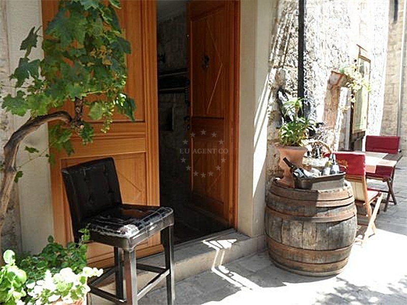 Dining area at Restaurant Pinetta, Stari Grad