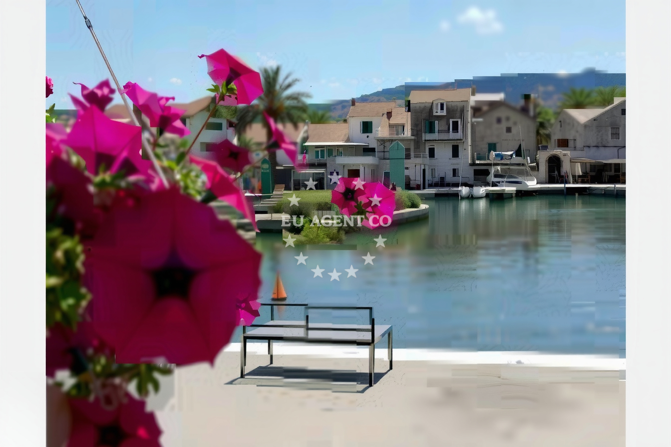 Additional view of Konoba Lem restaurant in Restaurant in Vrboska on the island Hvar, Central Dalmatia, Croatia photo 13