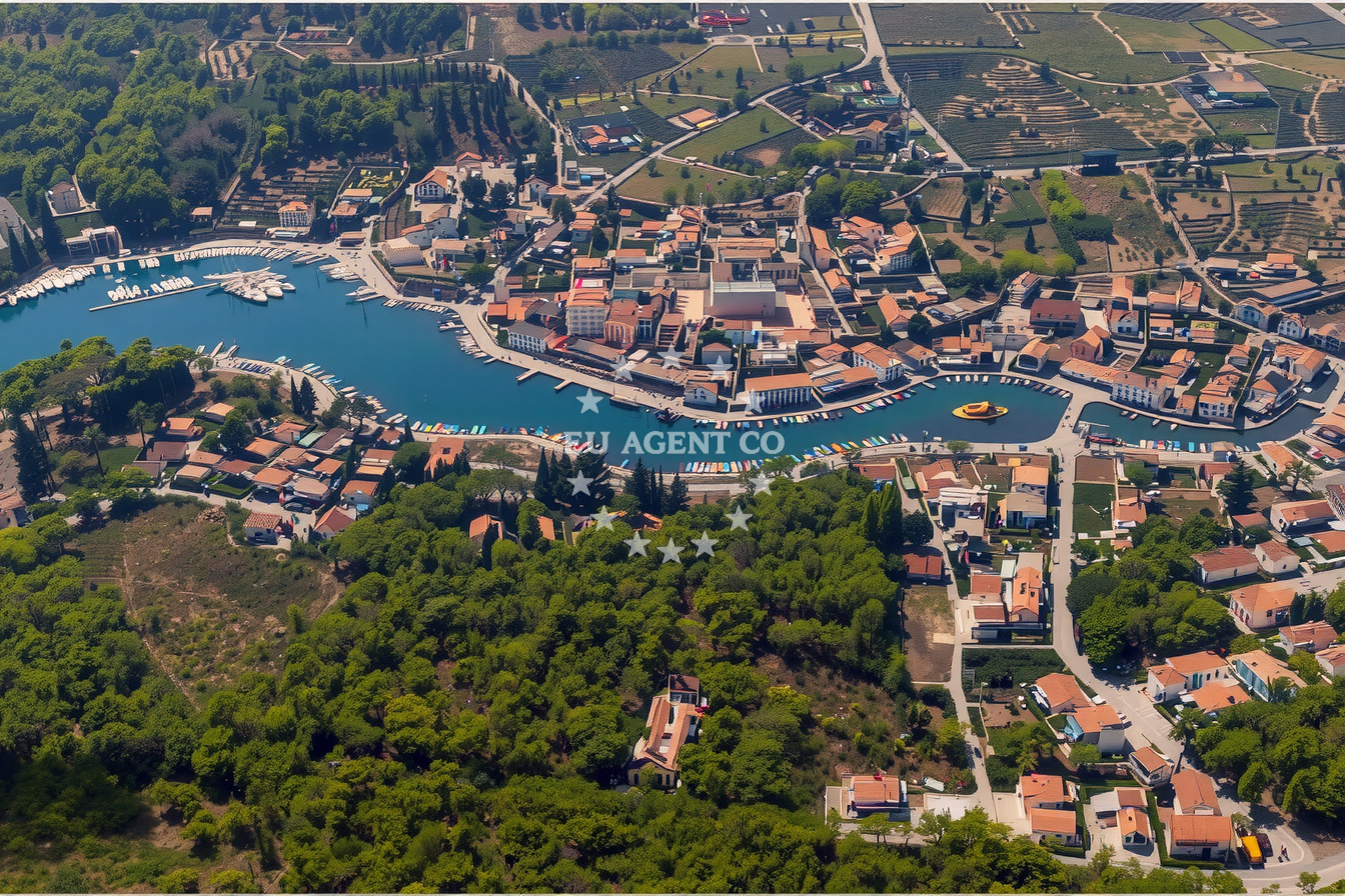 Additional view of Restoran Luka restaurant in Restaurant in Vrboska on the island Hvar, Central Dalmatia, Croatia photo 10