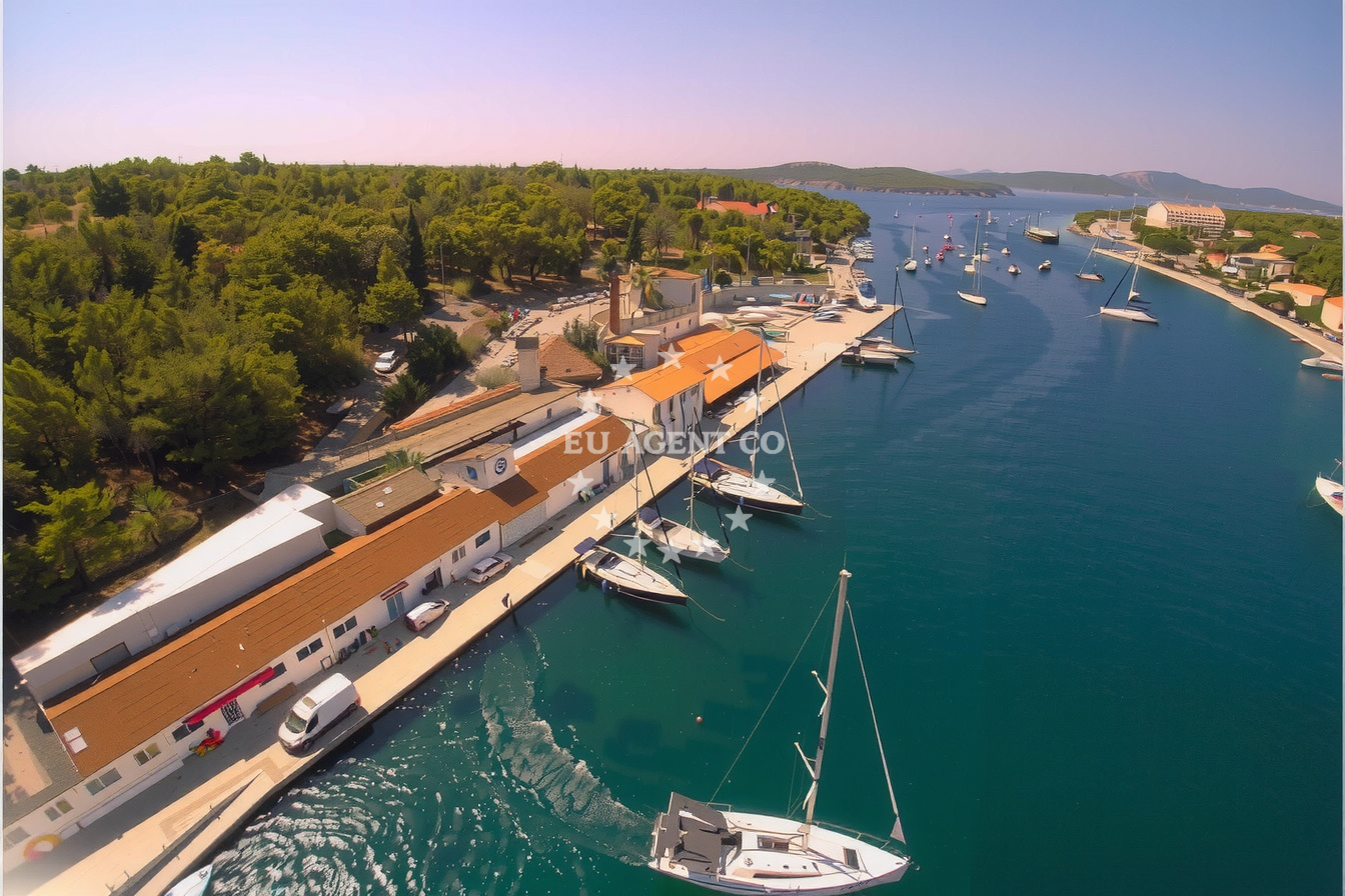 Additional view of Tavern Lavcevic restaurant in Restaurant in Vrboska on the island Hvar, Central Dalmatia, Croatia photo 17