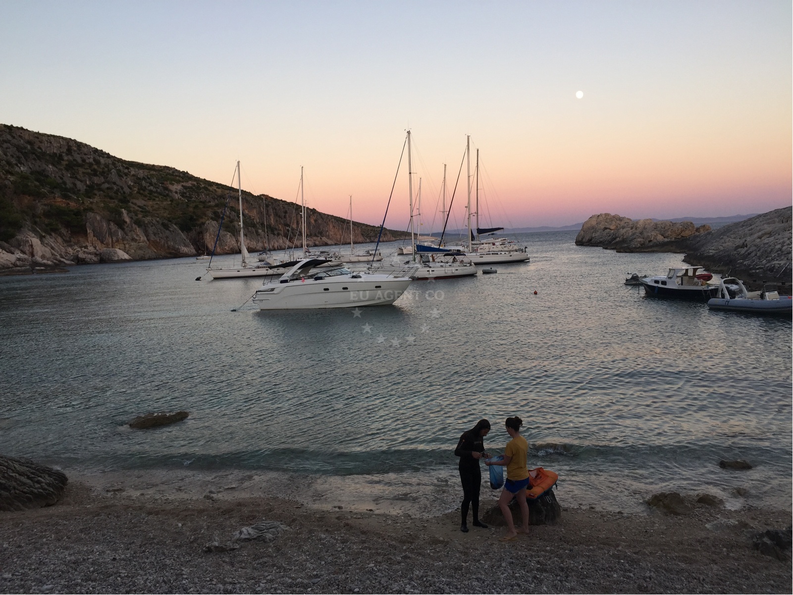 Gego Restaurant in Zarace, Hvar, overlooking the bay