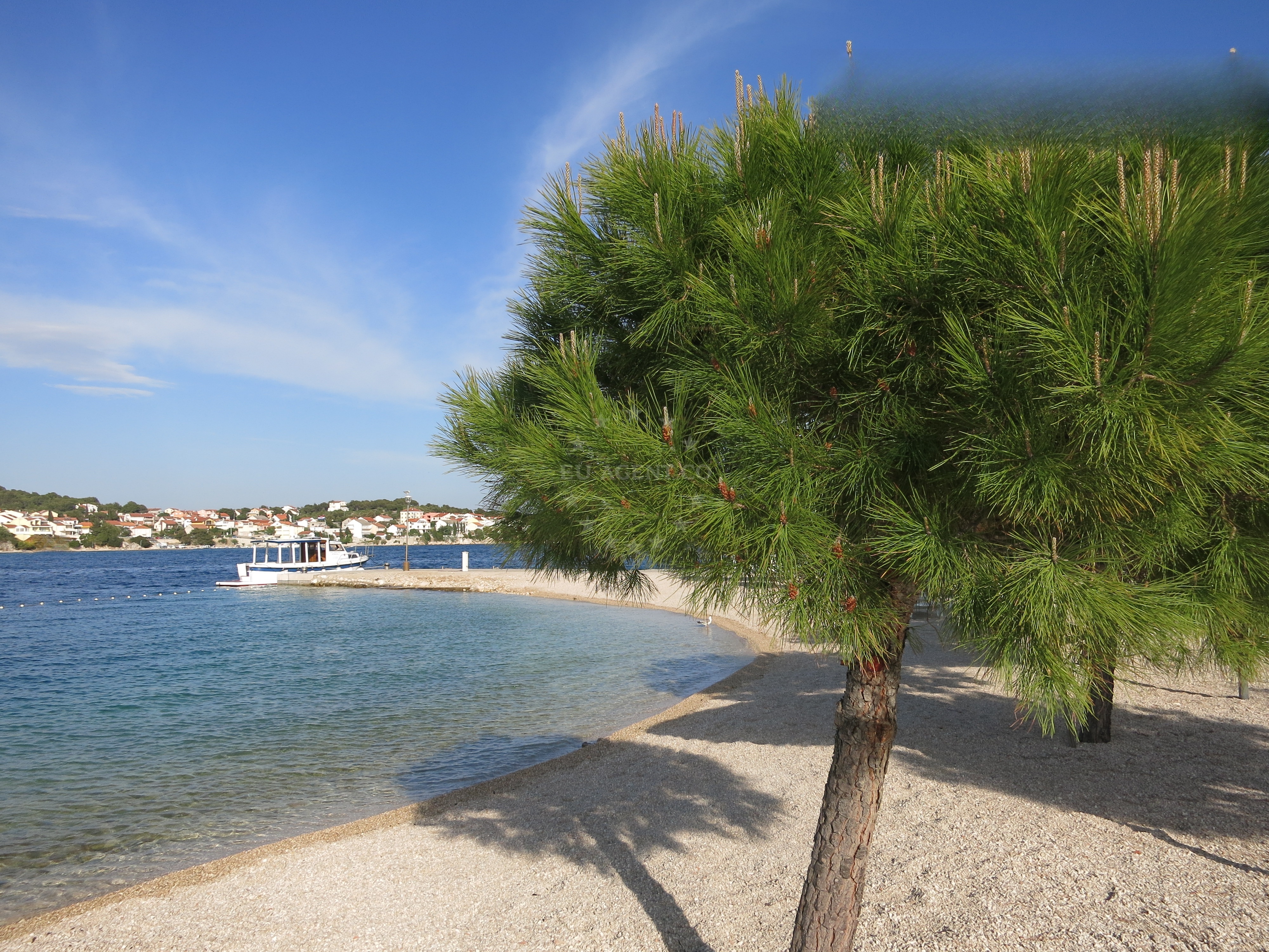 Approach and location view of Restaurant Hotel Spongiola in Restaurant in Krapanj on the island Krapanj, Central Dalmatia, Croatia photo 3