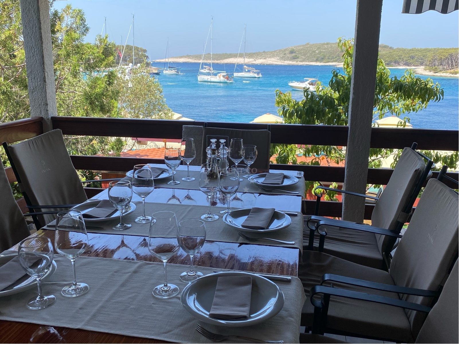 Additional view of Antonio Patak restaurant in Restaurant on the island Marinkovac, Central Dalmatia, Croatia photo 7
