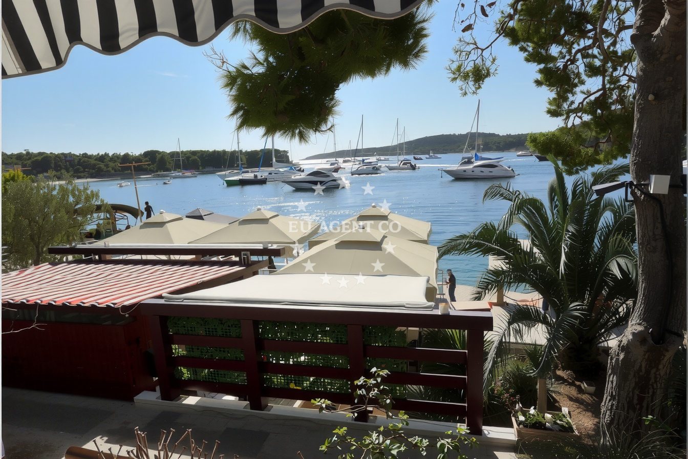 Additional view of Antonio Patak restaurant in Restaurant on the island Marinkovac, Central Dalmatia, Croatia photo 16