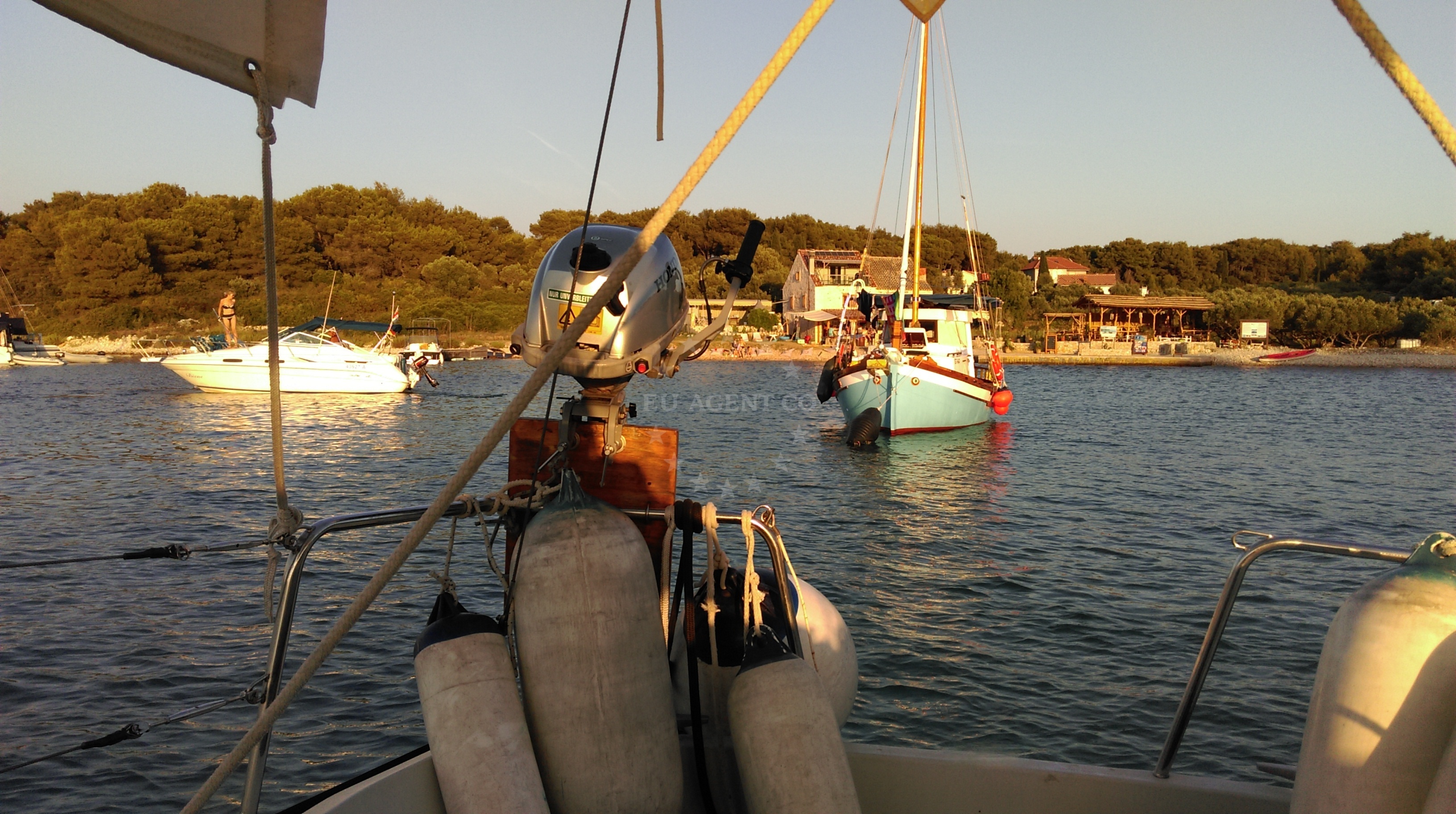 Konoba Tri Grede restaurant on Marinkovac Island, offering panoramic views of the Adriatic Sea