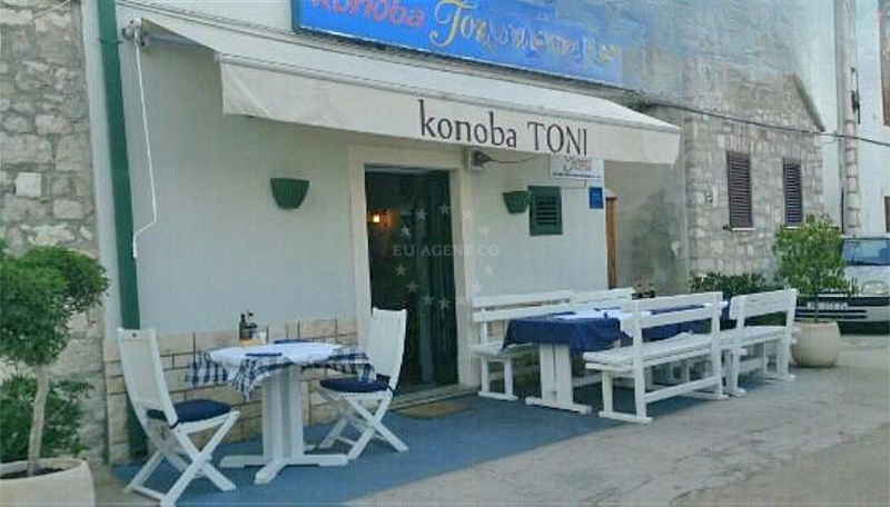 Dining area at Konoba Toni, Primosten