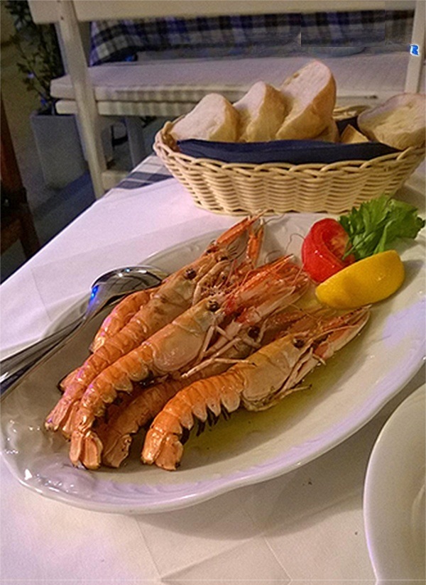 Fresh seafood dishes at Konoba Toni restaurant