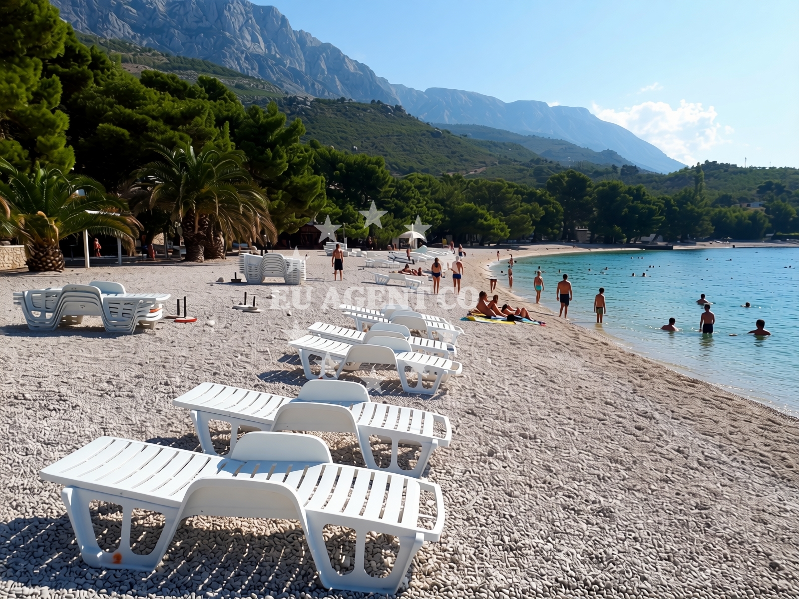 Marina Ramova and restaurant in Promajna, Central Dalmatia