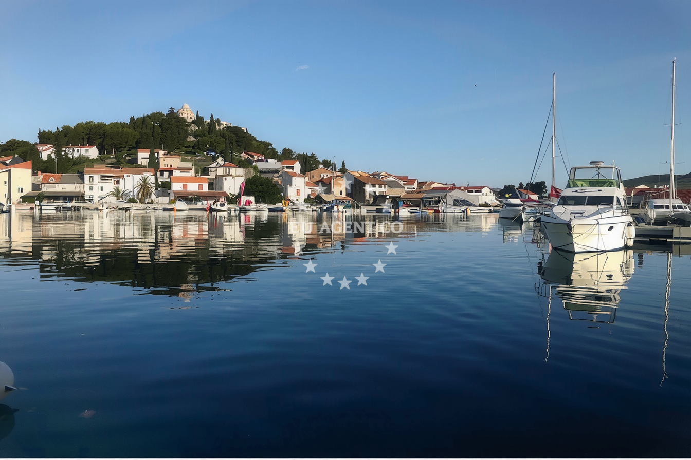 Additional view of Konoba Makina restaurant in Restaurant in Prvić on the island Prvić, Central Dalmatia, Croatia photo 13