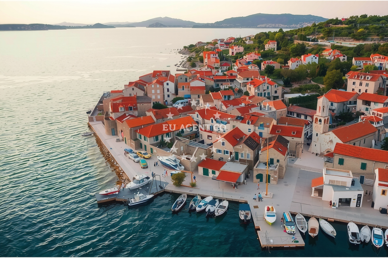 Additional view of Mareta restaurant in Restaurant in Prvić on the island Prvić, Central Dalmatia, Croatia photo 6