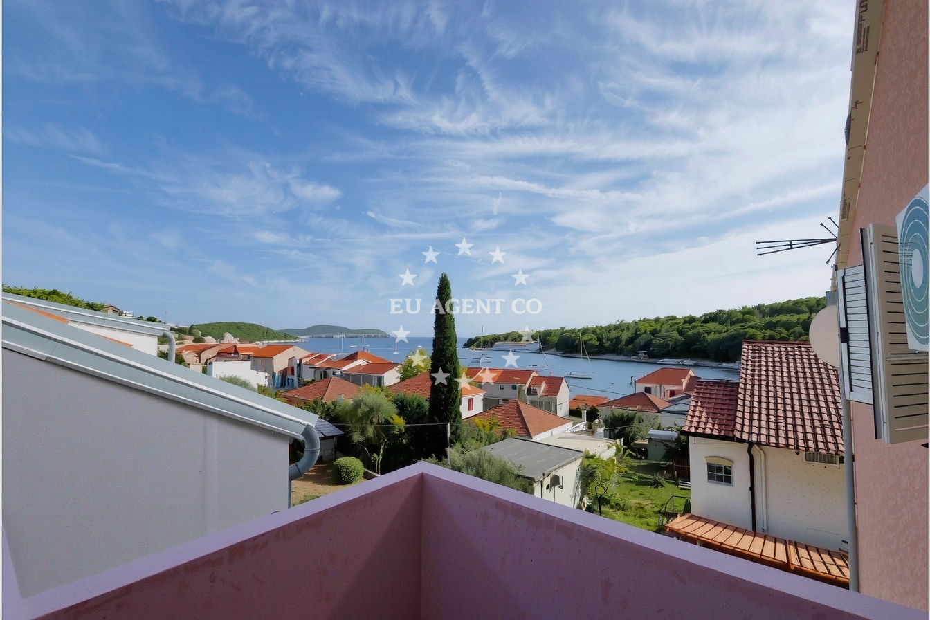 Additional view of Nanini restaurant in Restaurant in Prvić on the island Prvić, Central Dalmatia, Croatia photo 6