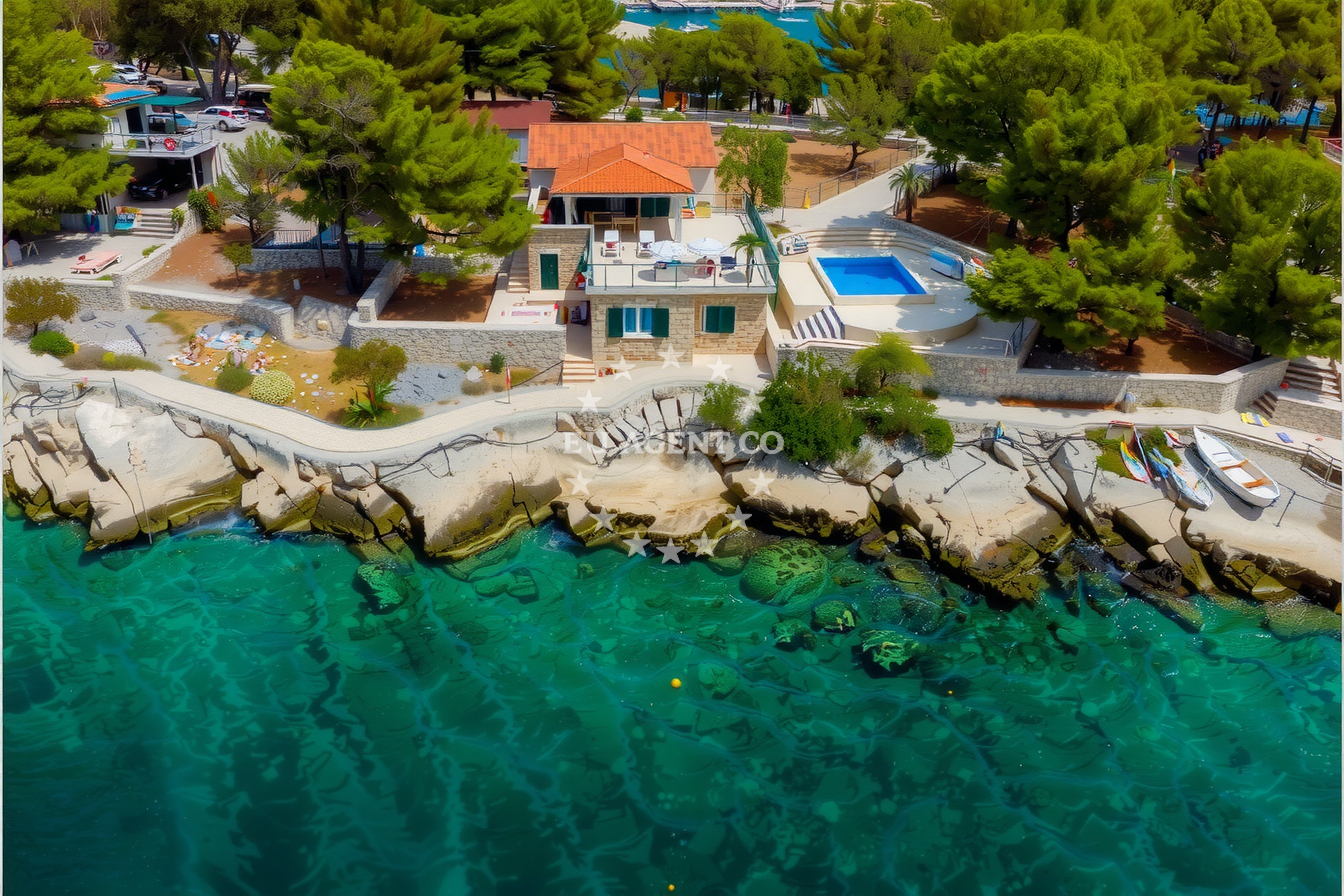 Additional view of Amfora restaurant in Restaurant in Rogoznica, Central Dalmatia, Croatia photo 9