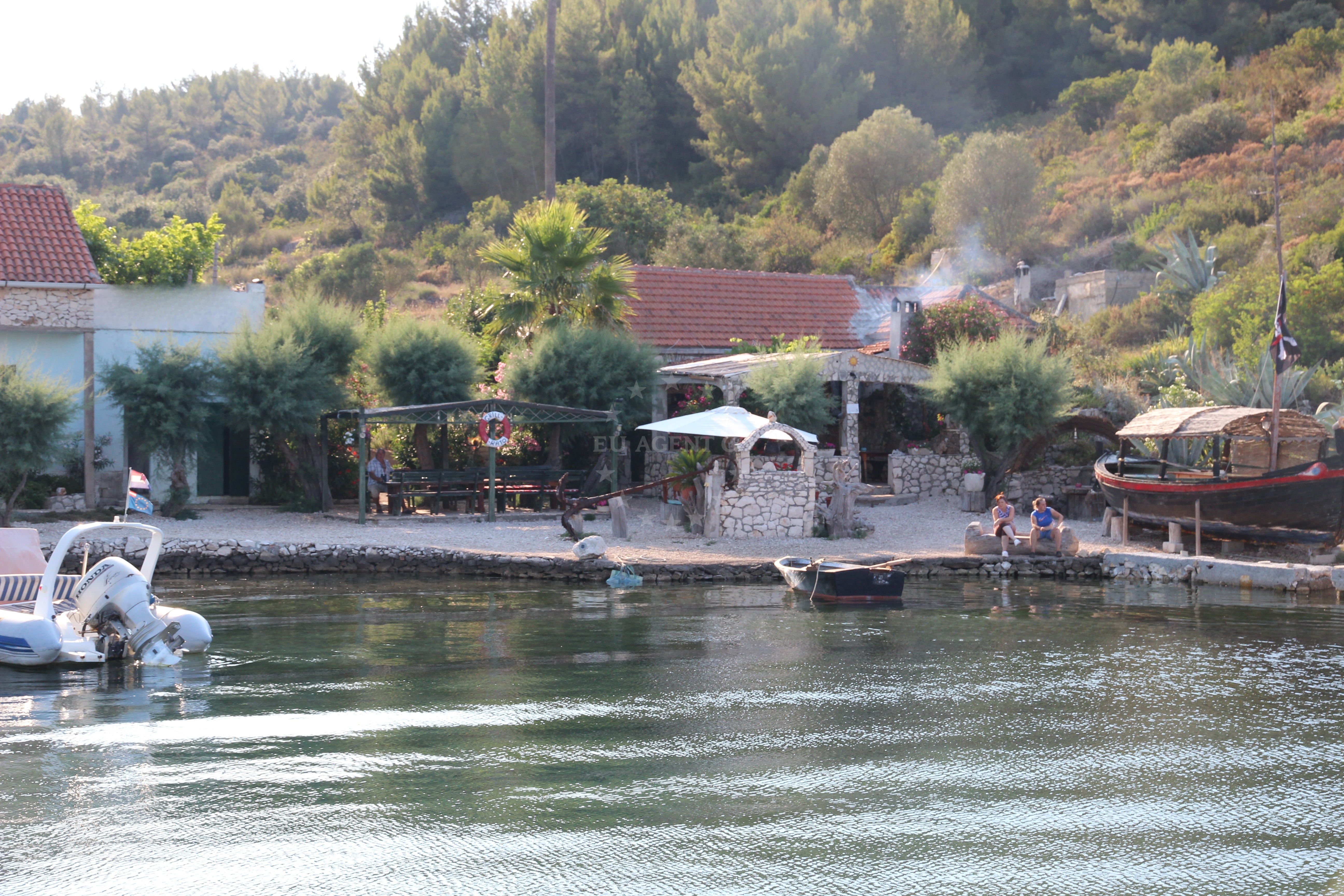 Traditional Croatian seafood at Rato Restaurant on Šćedro Island
