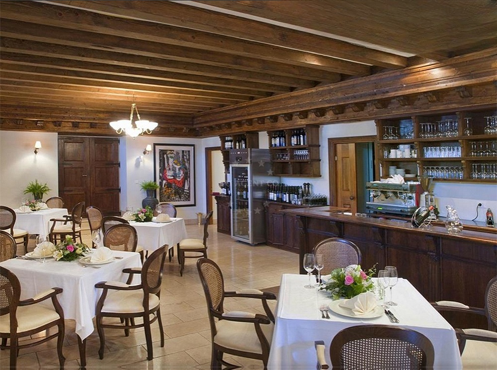 Martinis Marchi Restaurant overlooking the Adriatic Sea in Maslinica, Šolta