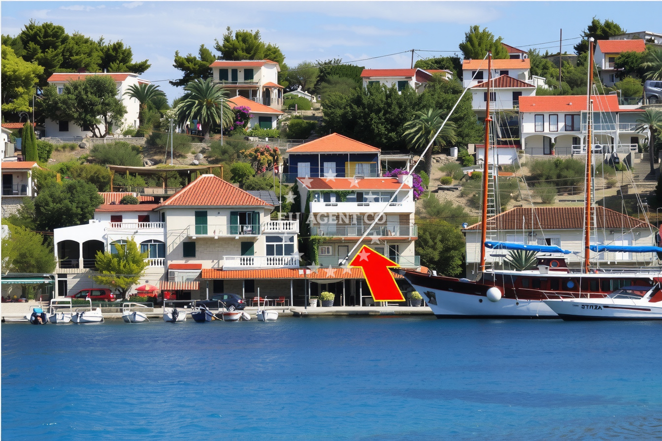 Additional view of Komin restaurant in Restaurant in Stomorska on the island Šolta, Central Dalmatia, Croatia photo 15