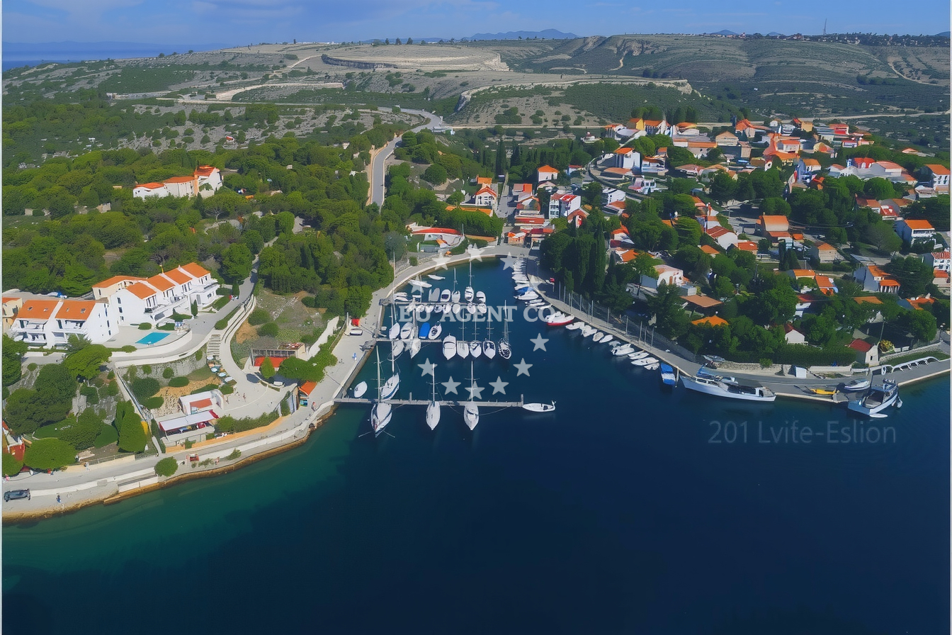 Additional view of Konoba Kamenica restaurant in Restaurant in Stomorska on the island Šolta, Central Dalmatia, Croatia photo 12