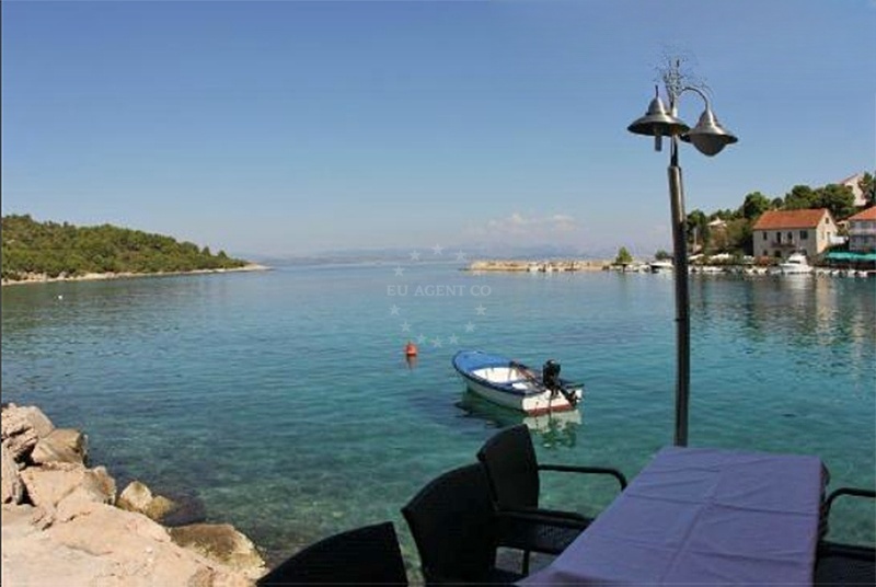 Additional view of Restoran Pizzeria Turanj restaurant in Restaurant in Stomorska on the island Šolta, Central Dalmatia, Croatia photo 7