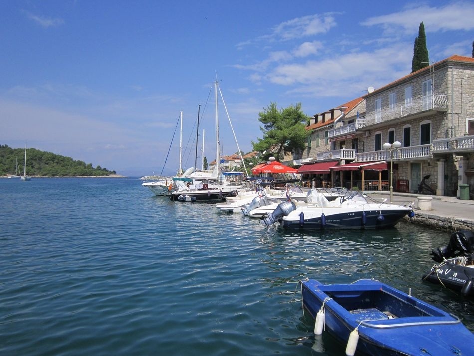 Additional view of Volat restaurant in Restaurant in Stomorska on the island Šolta, Central Dalmatia, Croatia photo 6