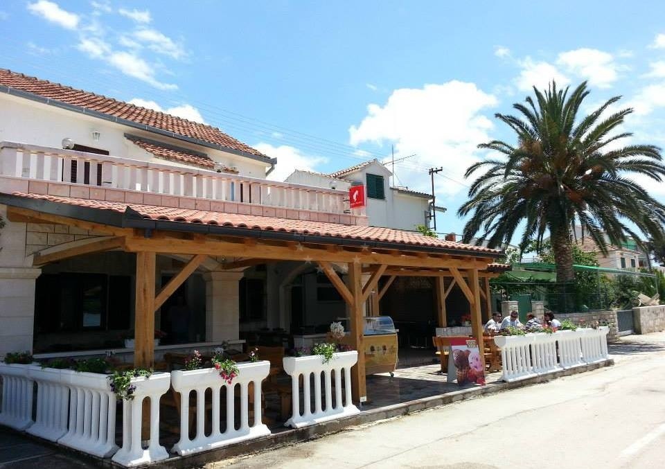 Kupinica Restaurant overlooking Vinišće Bay, Central Dalmatia, Croatia