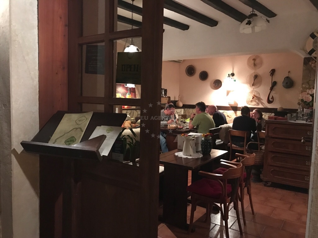 Kod Paveta Restaurant on Vis Island, offering traditional Dalmatian cuisine with a view of the harbor