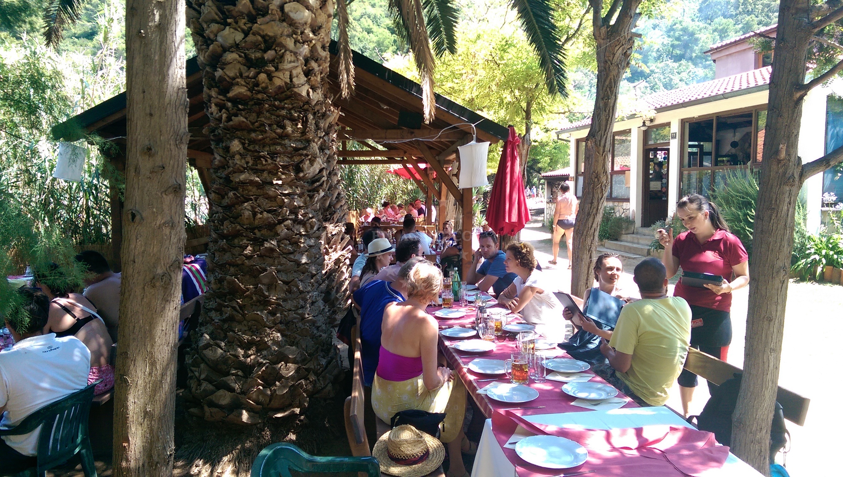 Stoncica Restaurant dining area with views of Vis Island