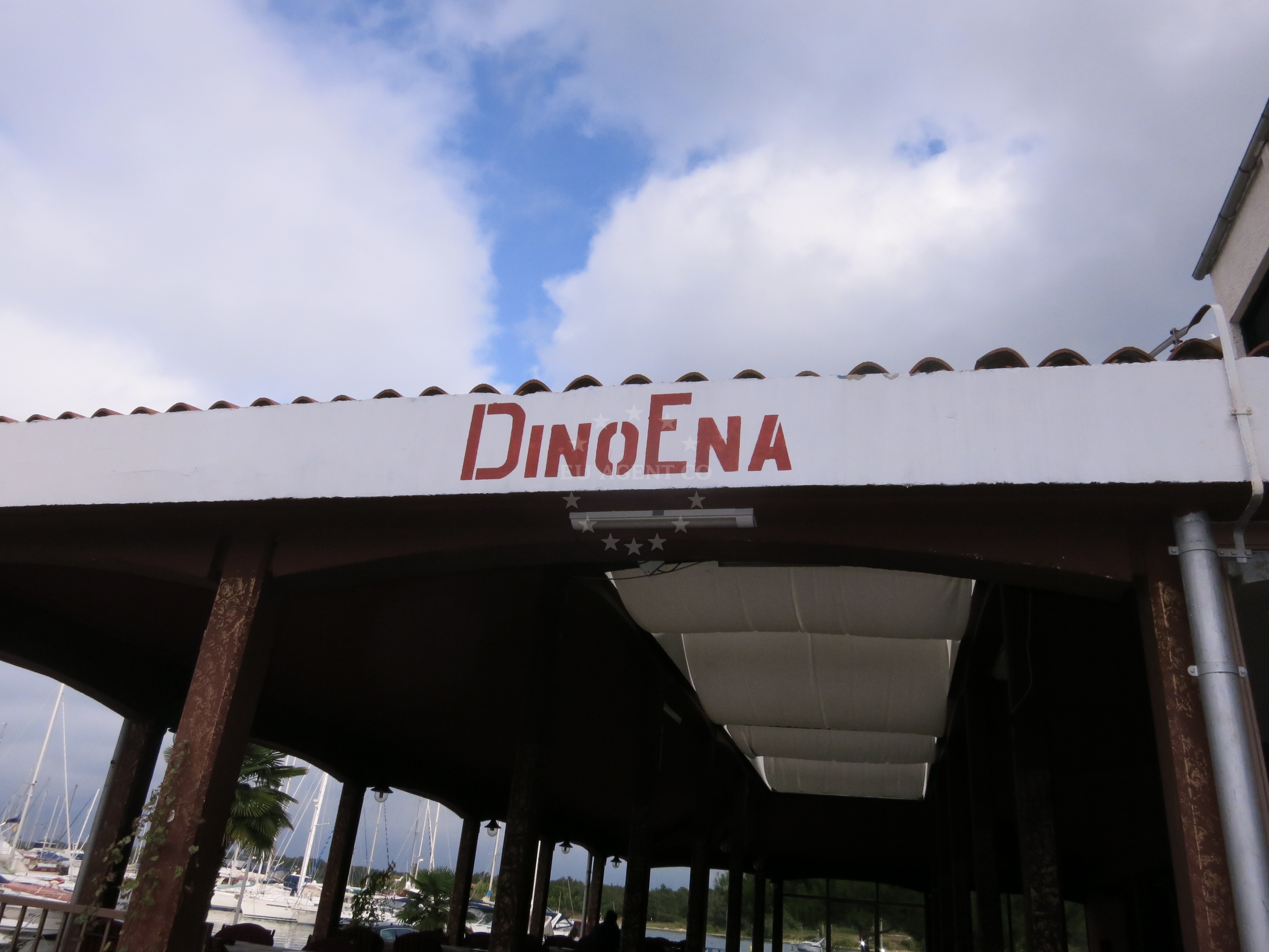 Dino Ena Restaurant exterior with Adriatic Sea views