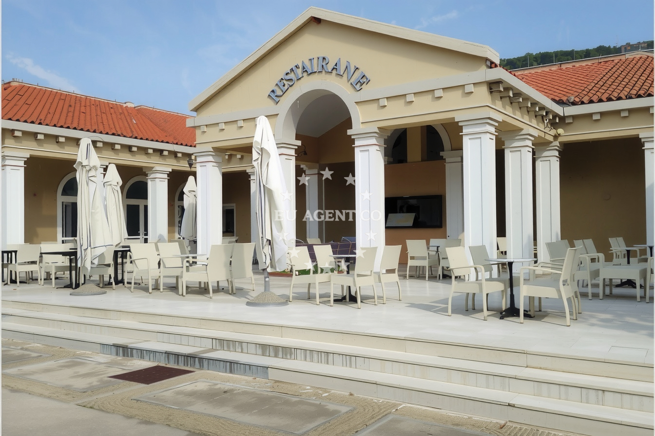 Additional view of Caruso restaurant in Restaurant in Cres on the island Cres, Istria and Kvarner, Croatia photo 7
