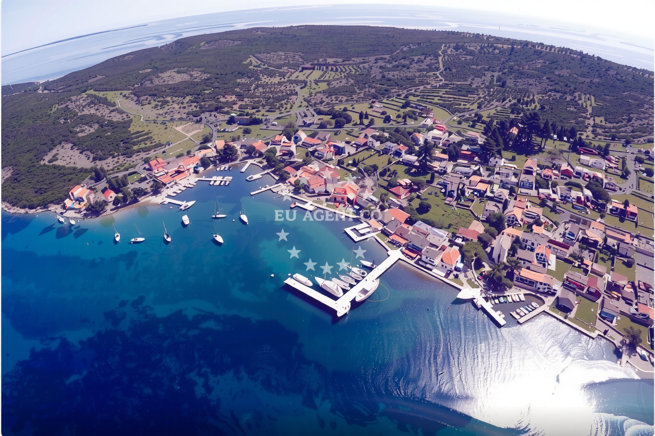 Additional view of Konoba "Oliva" restaurant in Restaurant in Ilovik on the island Ilovik, Istria and Kvarner, Croatia photo 6