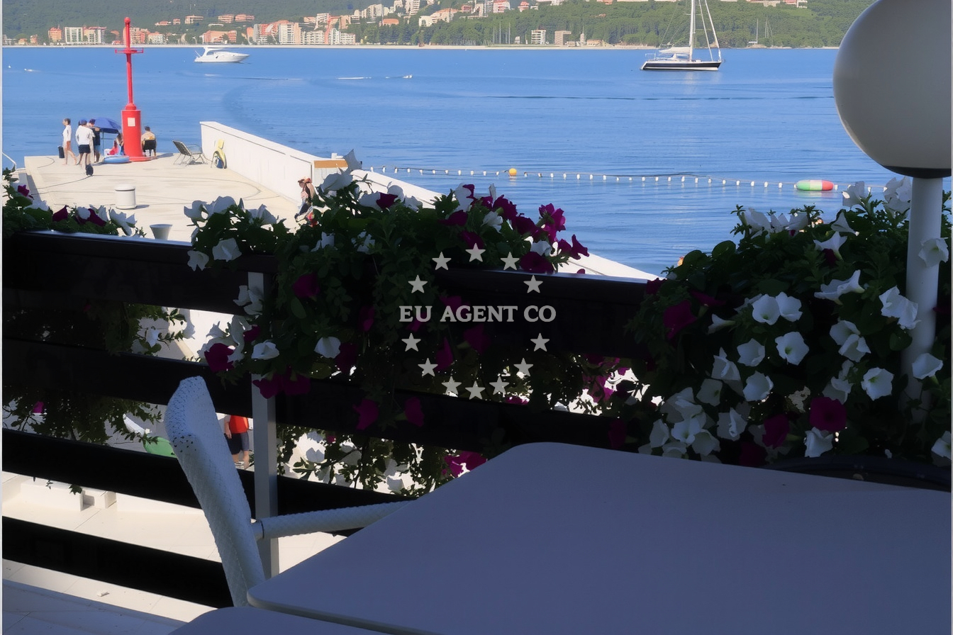 Additional view of Oleander restaurant in Restaurant in Klimno on the island Krk, Istria and Kvarner, Croatia photo 8