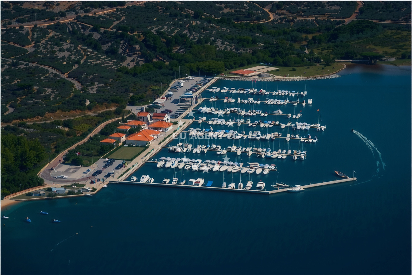 Additional view of Restaurant Riva in Restaurant in Punat on the island Krk, Istria and Kvarner, Croatia photo 8