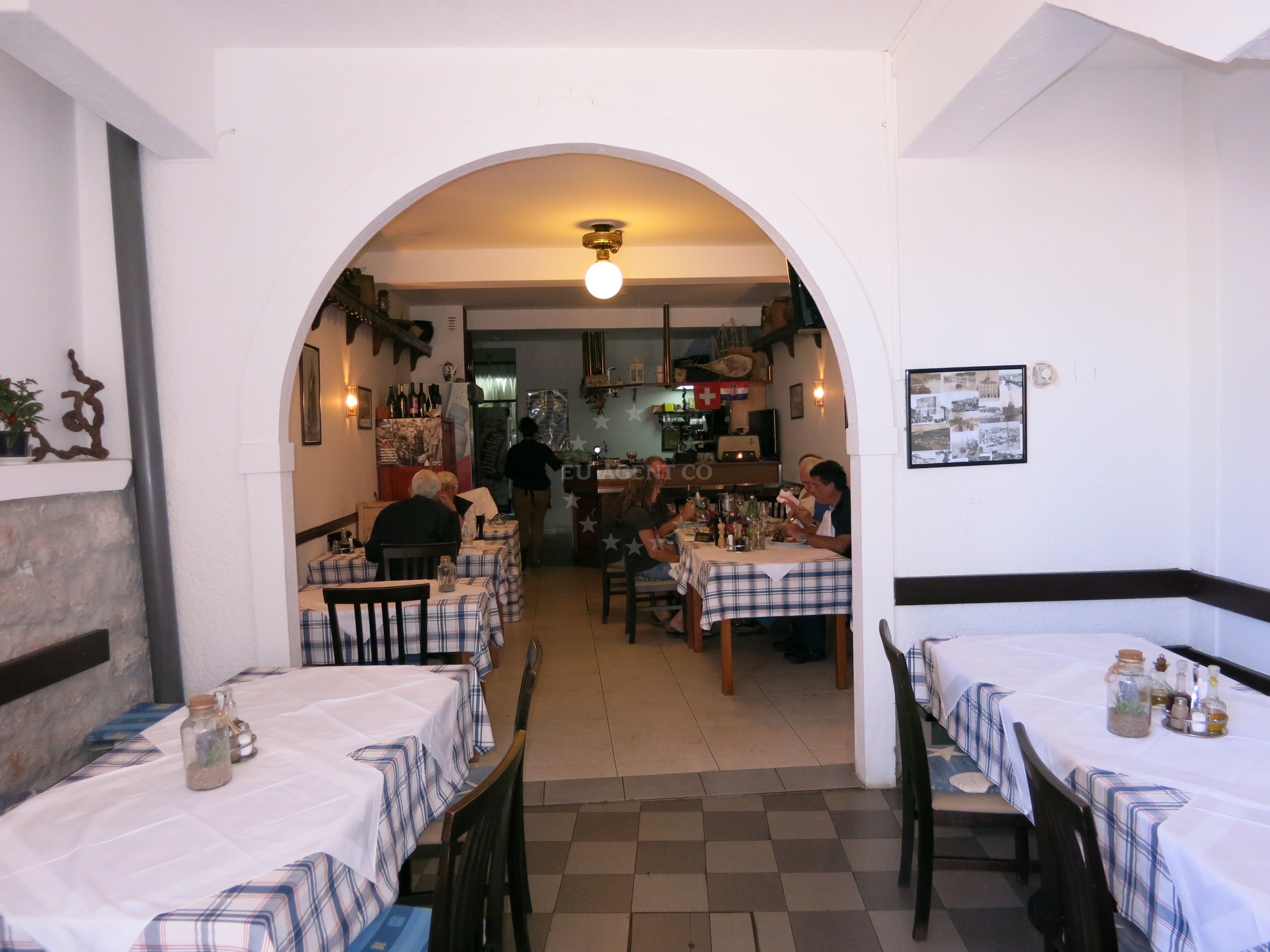 Grilled octopus and fresh fish dishes at Konoba Kate