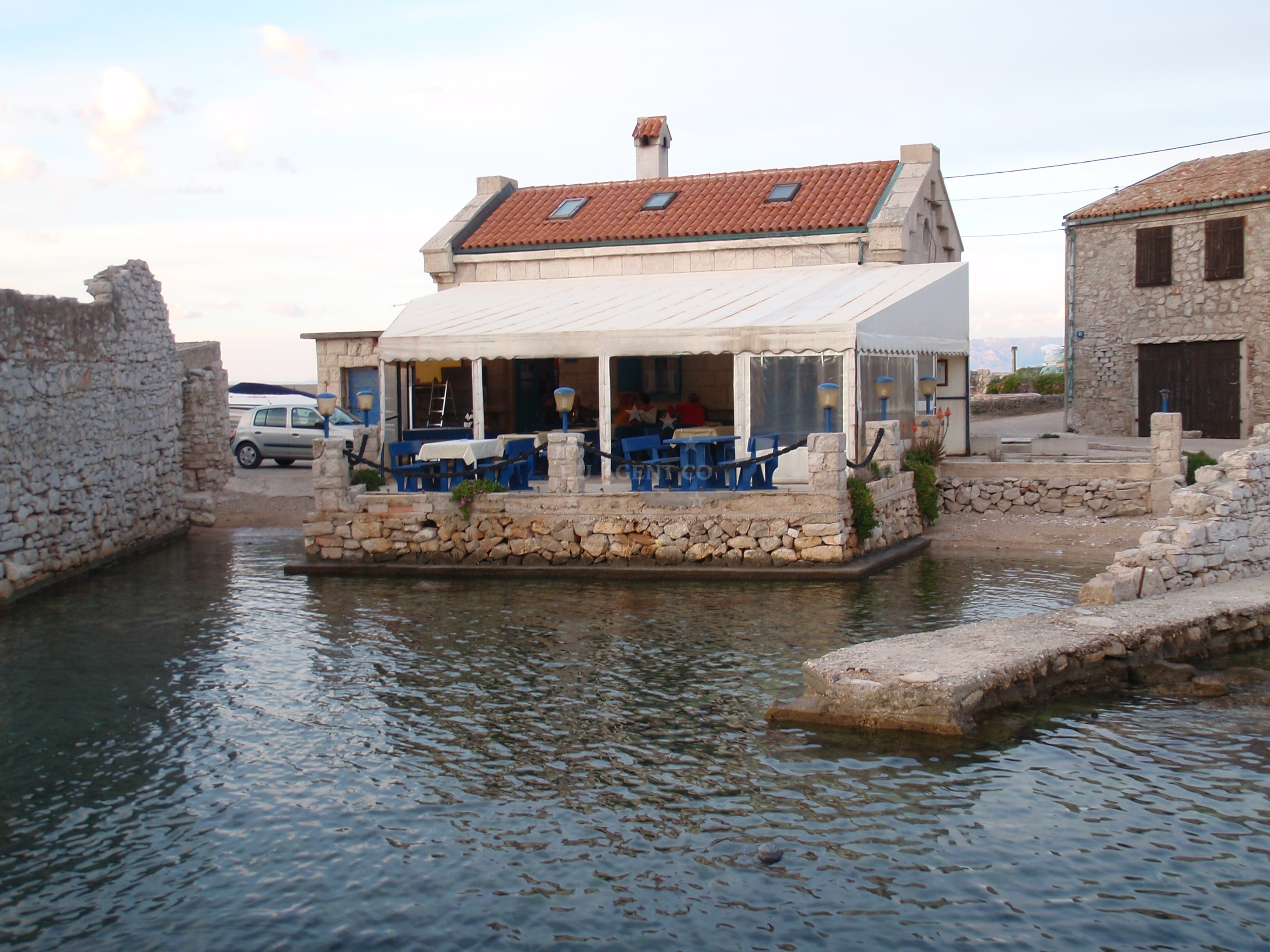 Konoba Lanterna in Mali Lošinj, serving traditional fish soup with views of the Adriatic Sea