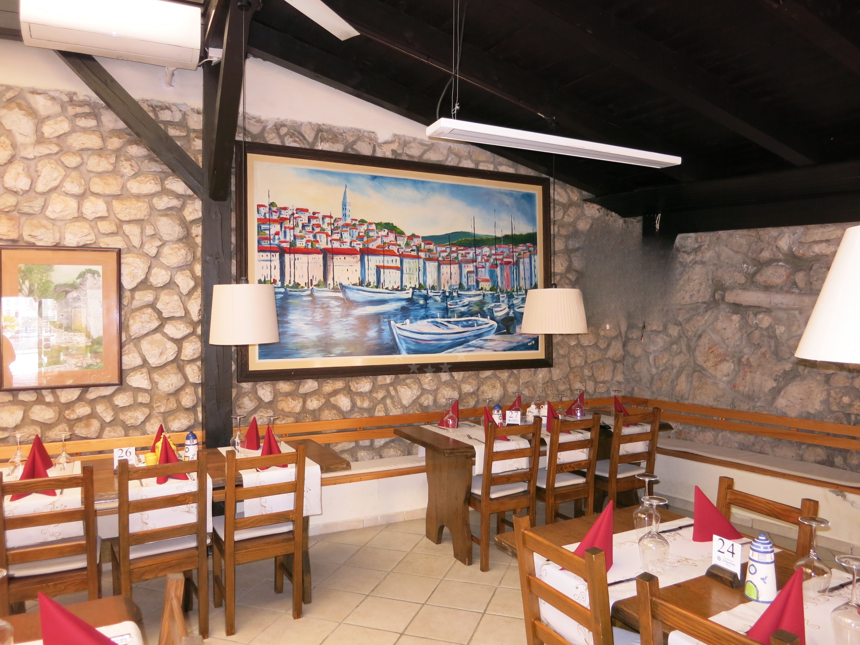 Traditional Croatian cuisine at Za Kantuni Restaurant, Mali Lošinj