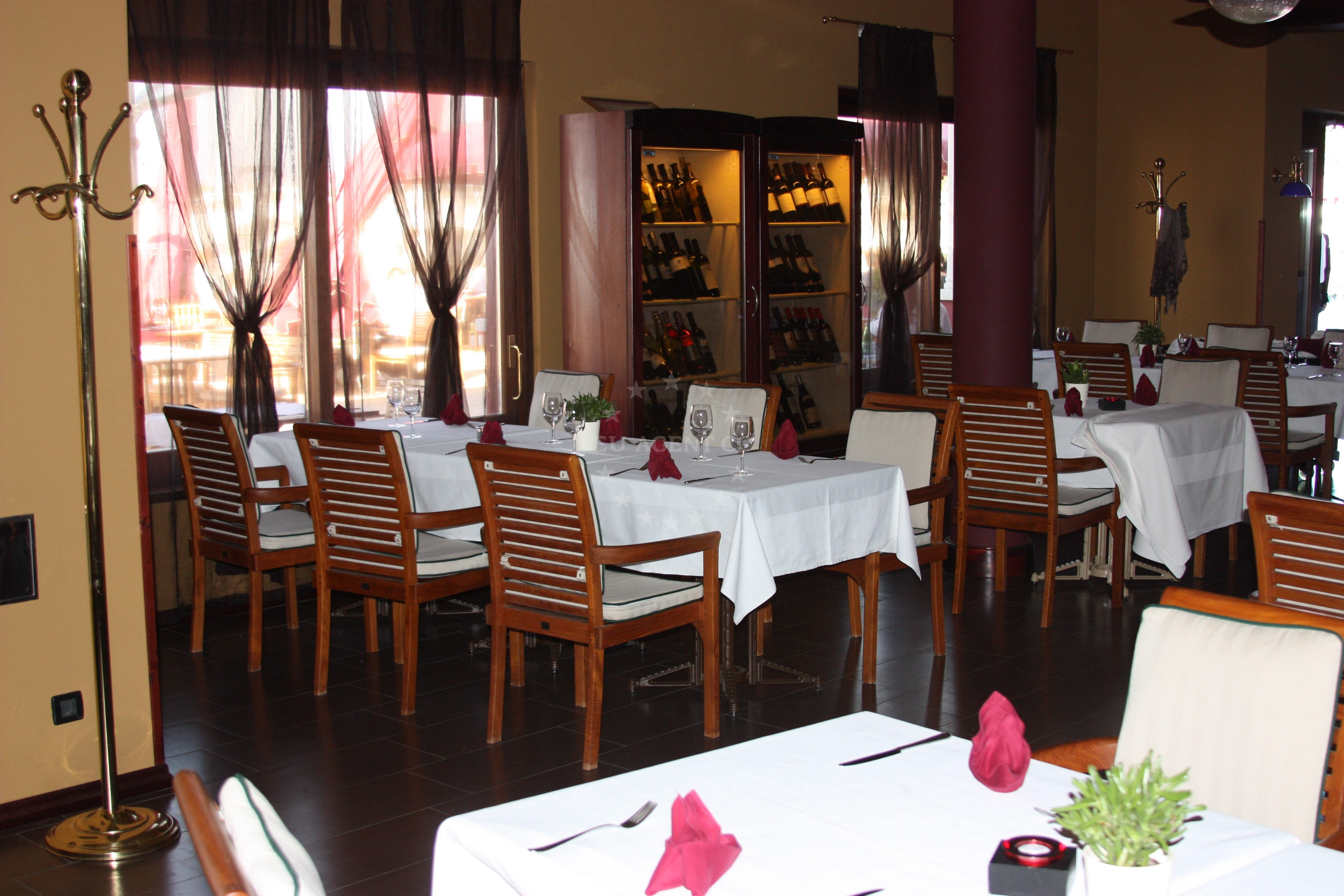 Navigare Restaurant near Marina Nautica, Novigrad Istarski