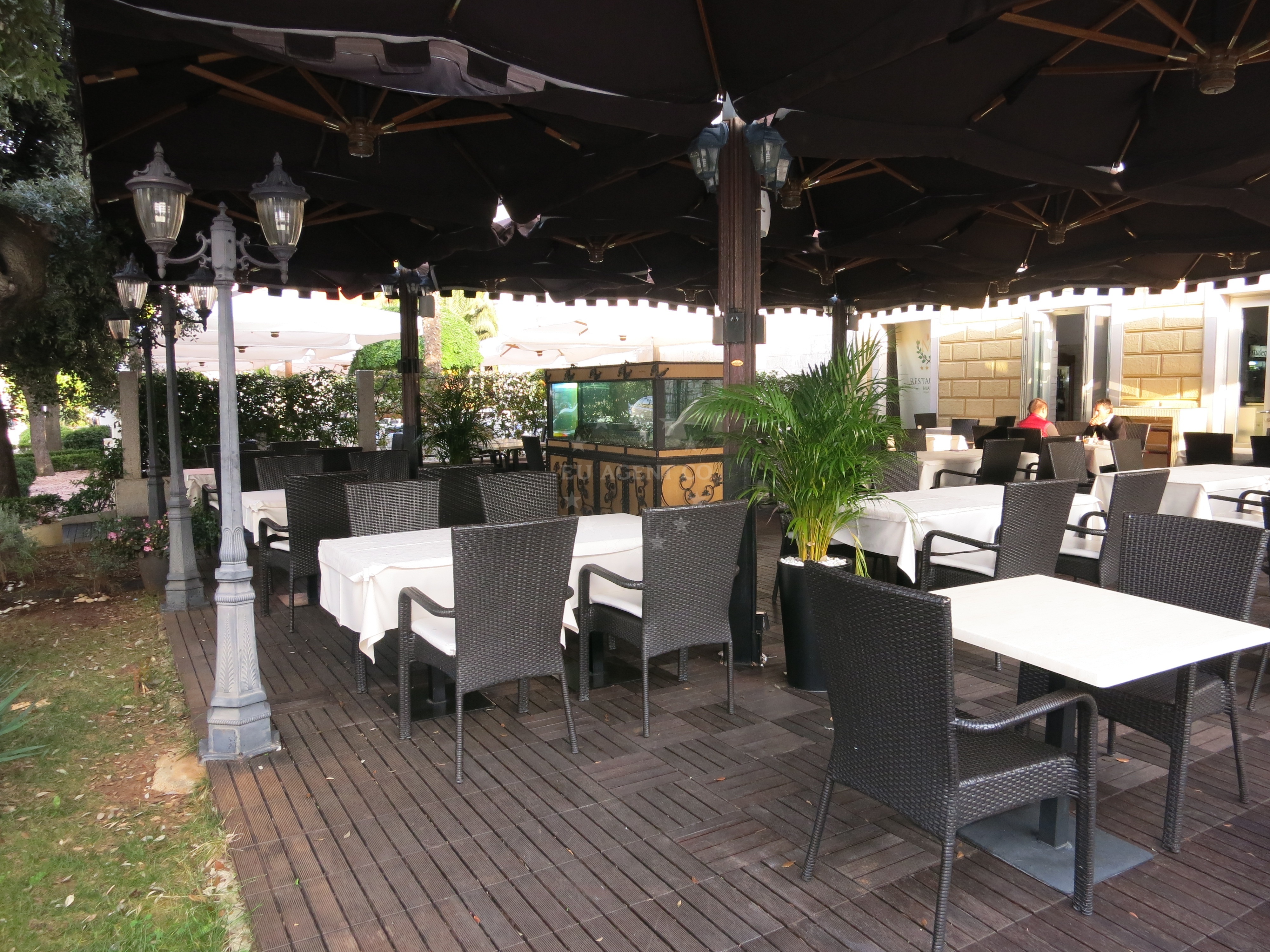 Restaurant Mauro in Poreč, overlooking the Adriatic Sea with marina in the background