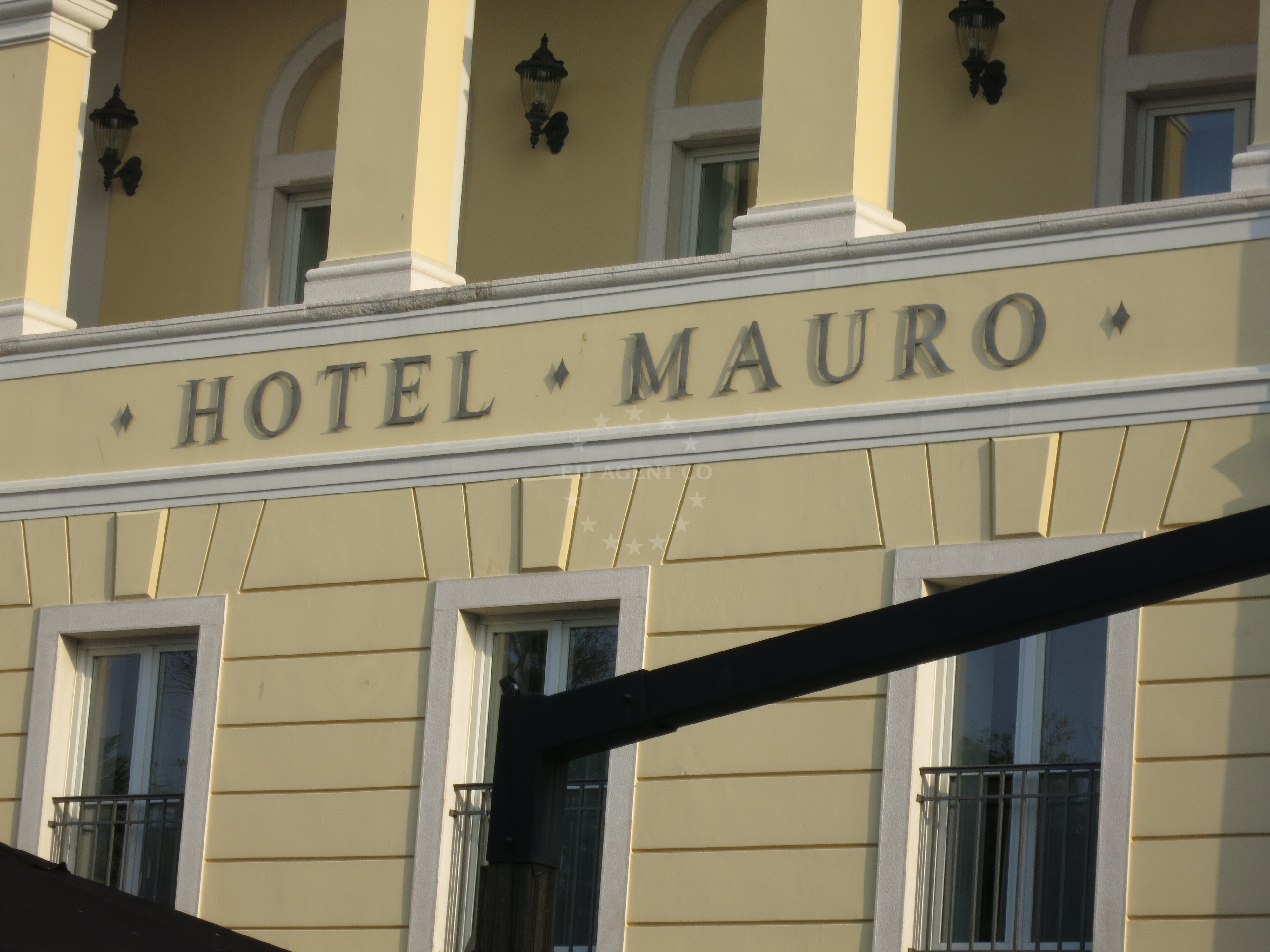 Exterior of Restaurant Mauro, located near Marina Poreč in Poreč, Croatia